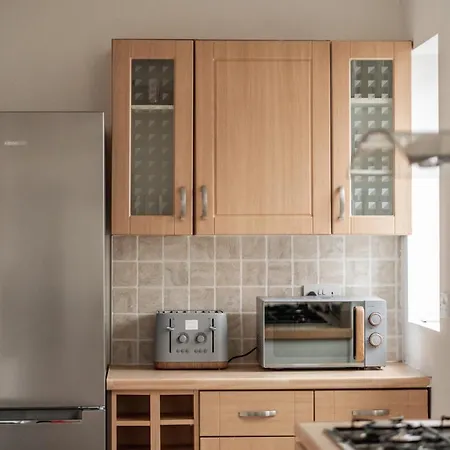 Rochester House 펜션