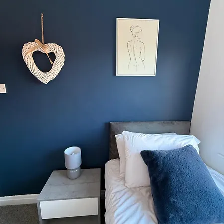 Rochester House 펜션